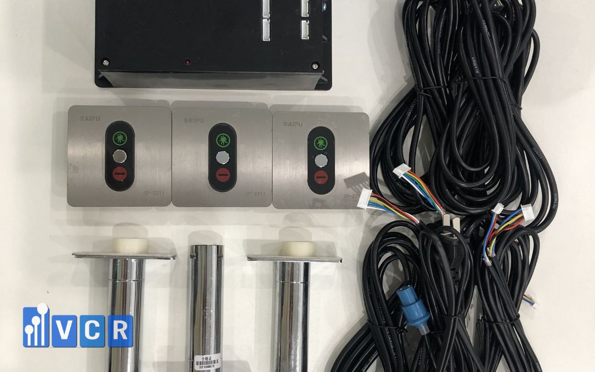 Interlock and requirements when designing hospital airlocks