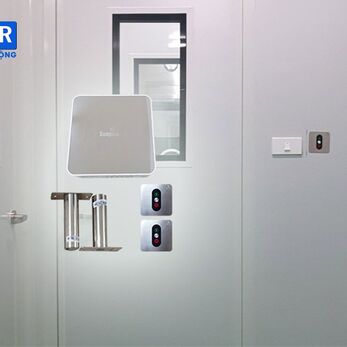Khóa liên động lắp đặt âm tường trong thiết bị phòng sạch