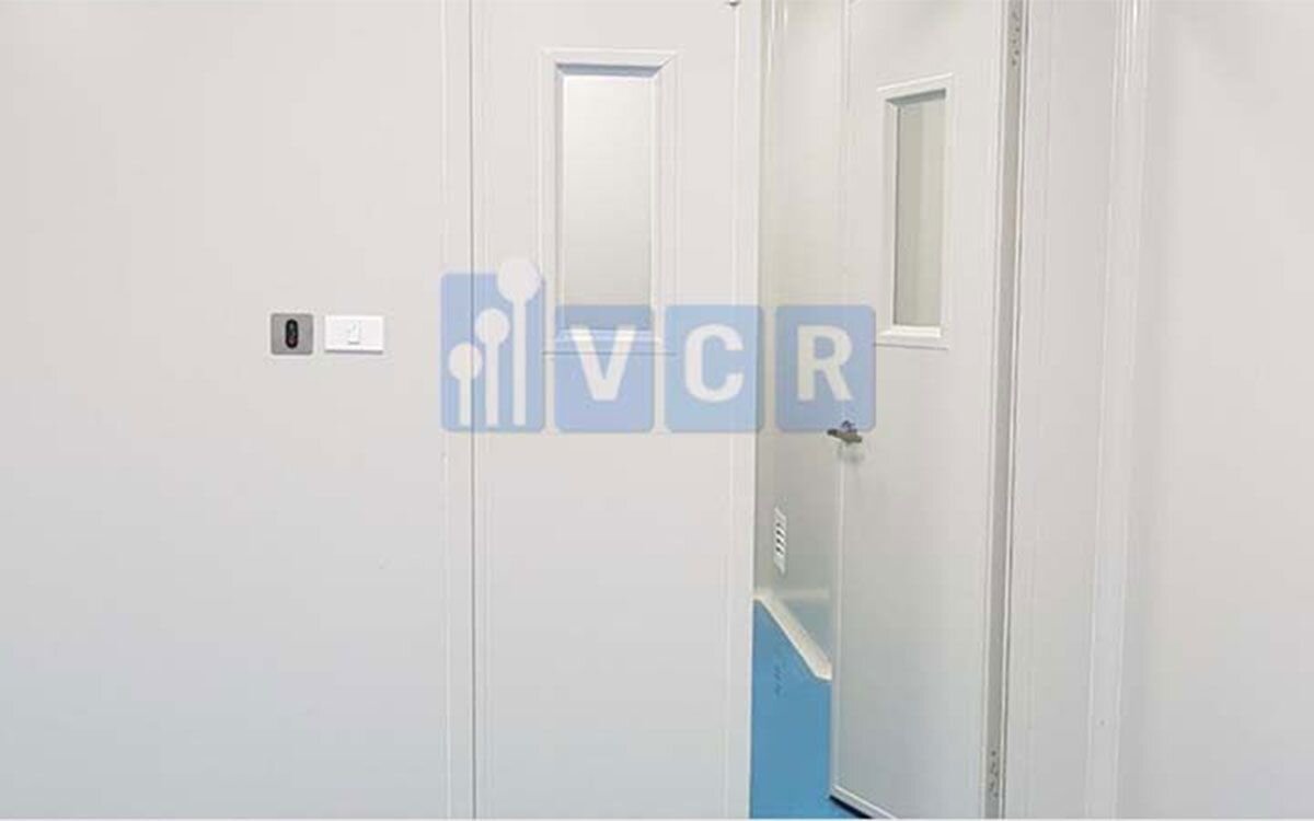 Cửa liên động Interlock door - Thiết bị phòng sạch VCR