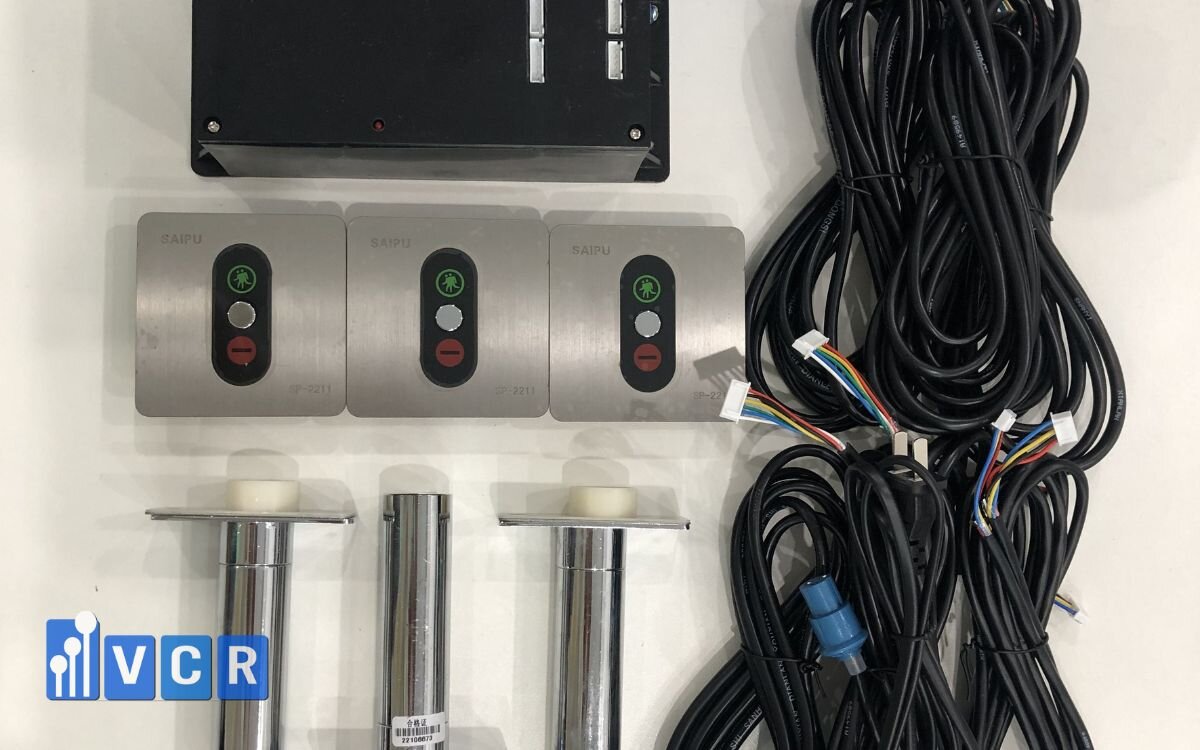 Interlock and requirements when designing hospital airlocks